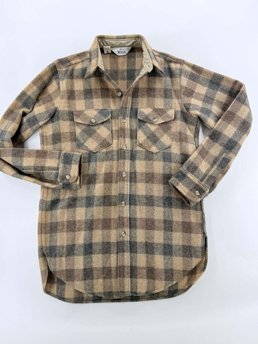 Woolrich Plaid Wool Blend Flannel Shirt Size M Long Brown Tan